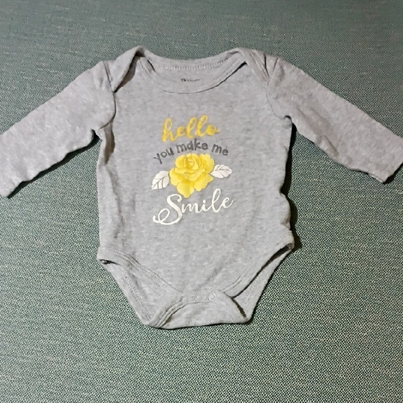 Baby Girls Mixed Short-Sleeve Onesie Bundle - Pink, Gray, Floral - Picture 8 of 10